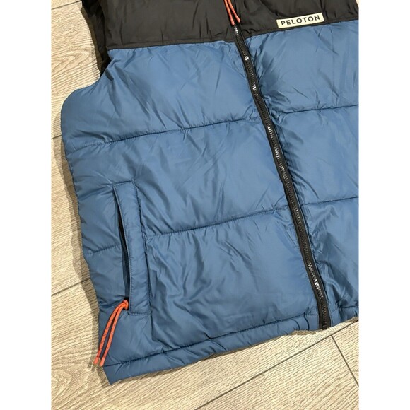 Peloton Aspen Puffer Vest Women's Size XXL Black and Blue Full Zip Insulated - Picture 3 of 8